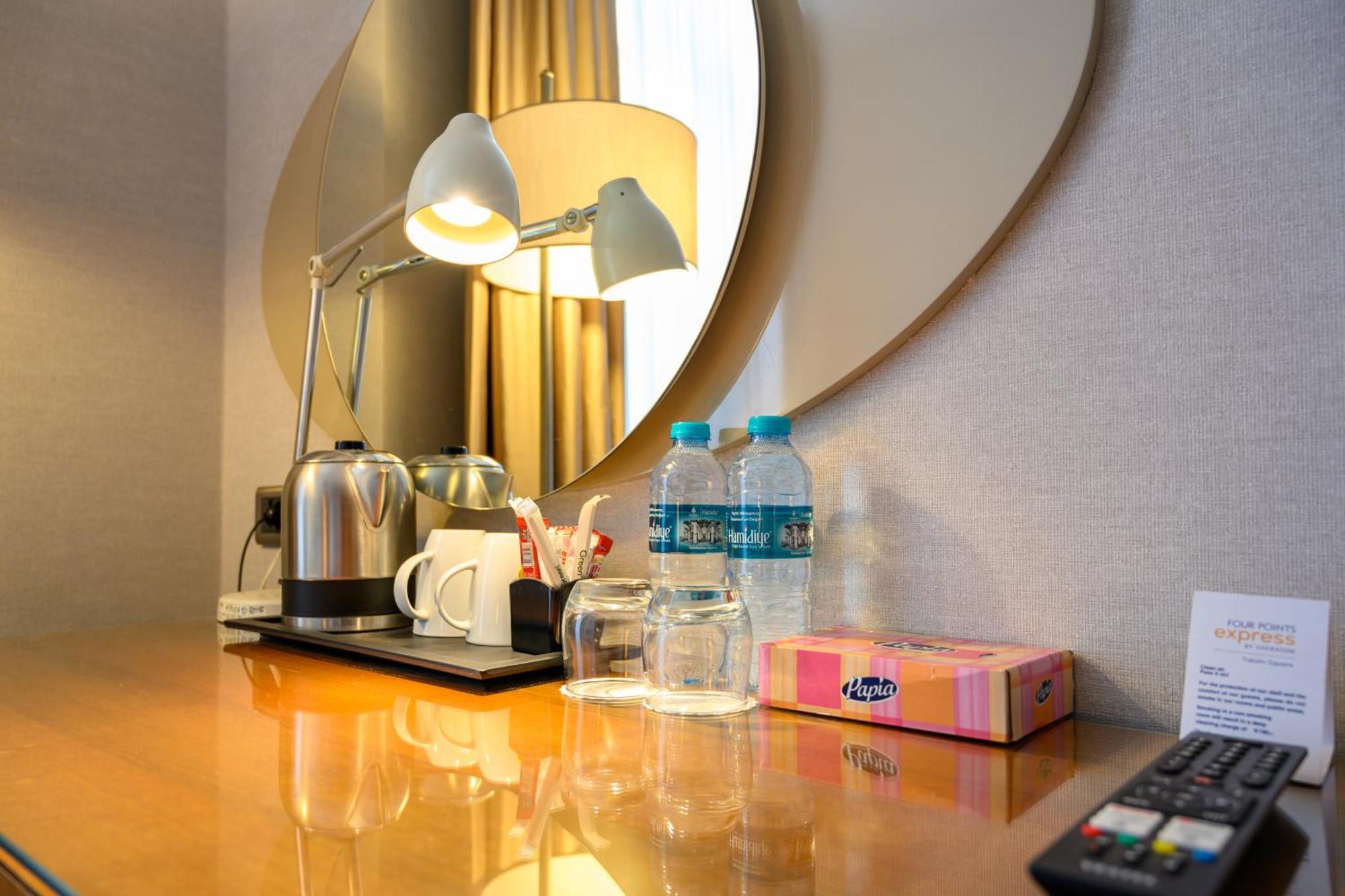 Four Points Flex By Sheraton Istanbul Taksim Square Exterior foto
