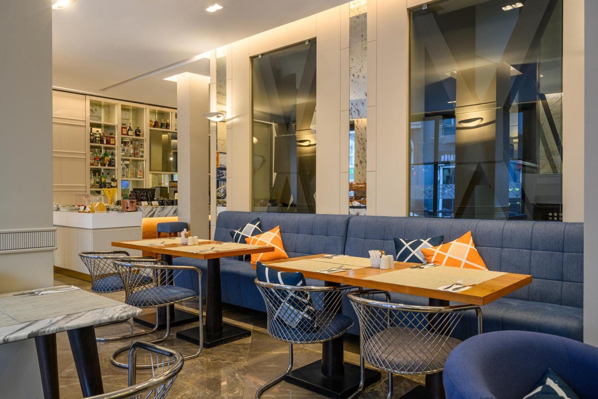 Four Points Flex By Sheraton Istanbul Taksim Square Exterior foto