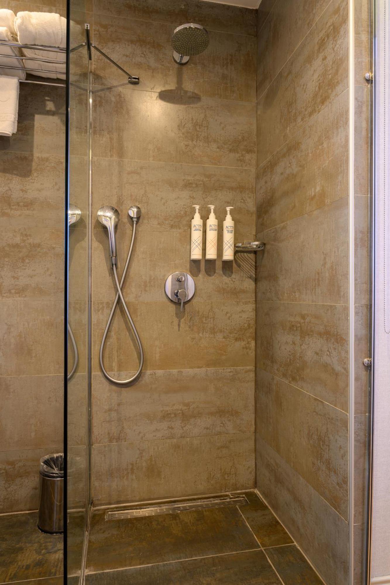 Four Points Flex By Sheraton Istanbul Taksim Square Exterior foto