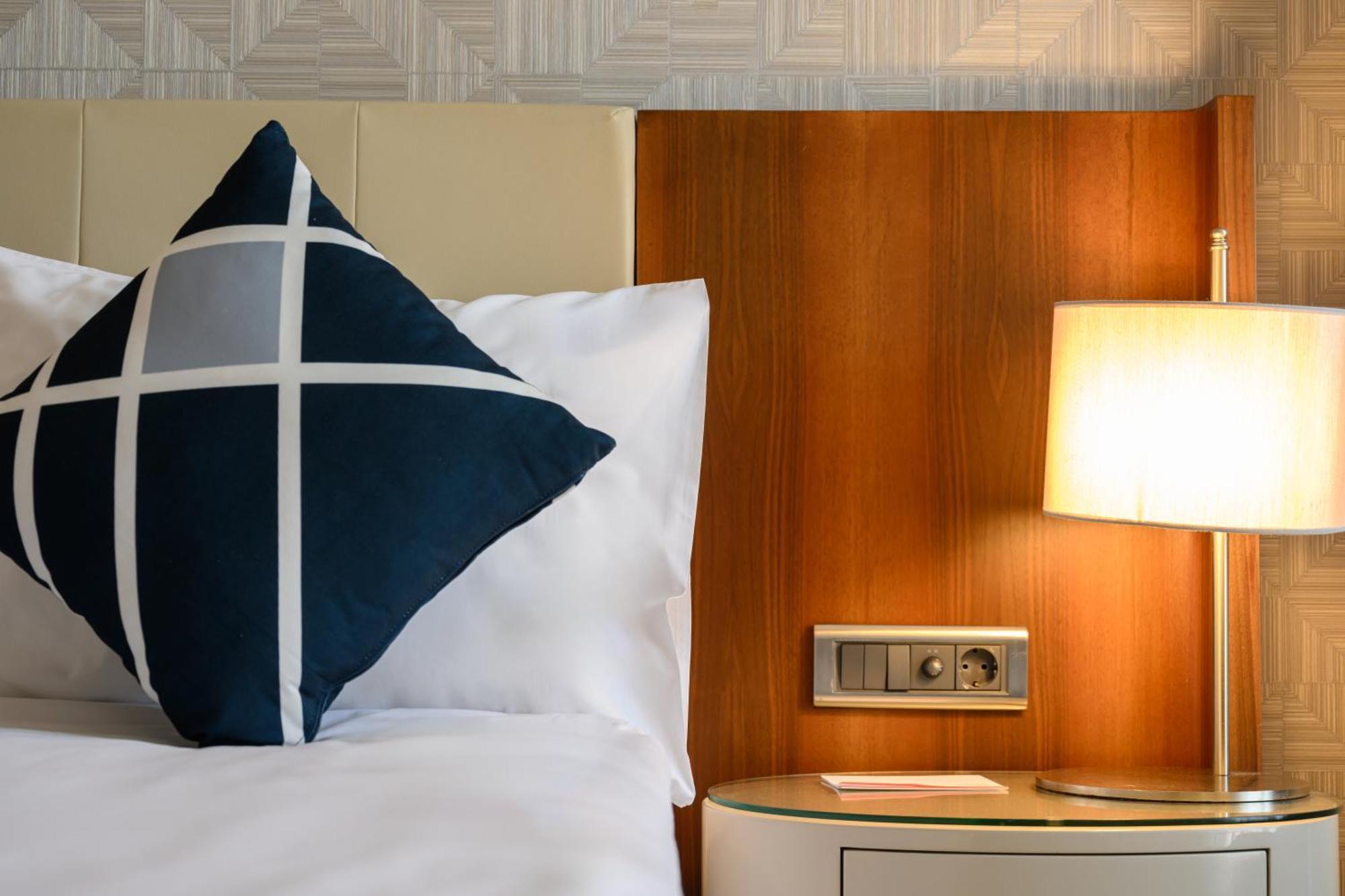 Four Points Flex By Sheraton Istanbul Taksim Square Exterior foto